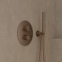 Zestaw Oltens Katla bateria podtynkowa termostatyczna z deszczownicą 30 cm Vindel i kompletem prysznicowym Ume miedź szczotkowana 36608610 zdj.18