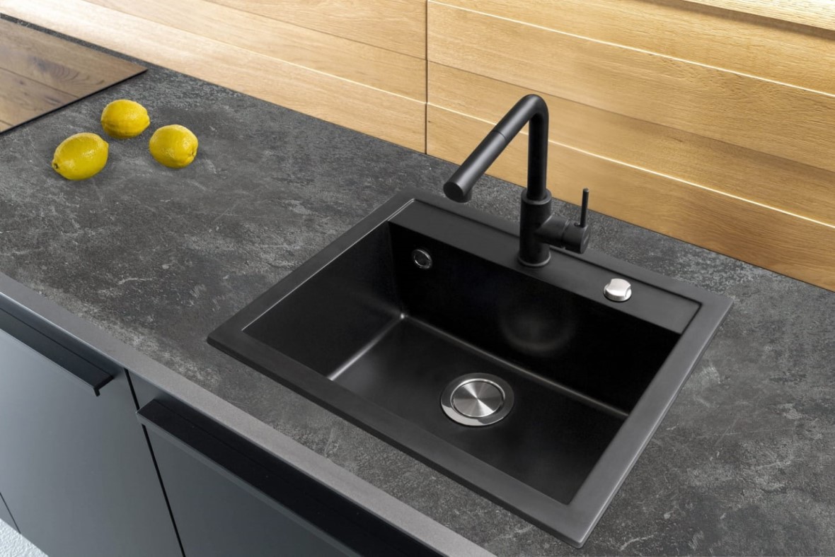 Berg Porta WW bateria kuchenna stojąca czarna 130231PH