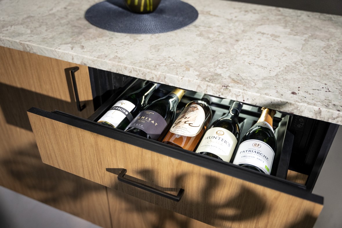 Dometic DrawBar chłodziarka do wina 5 butelek do zabudowy DRAWBAR5C