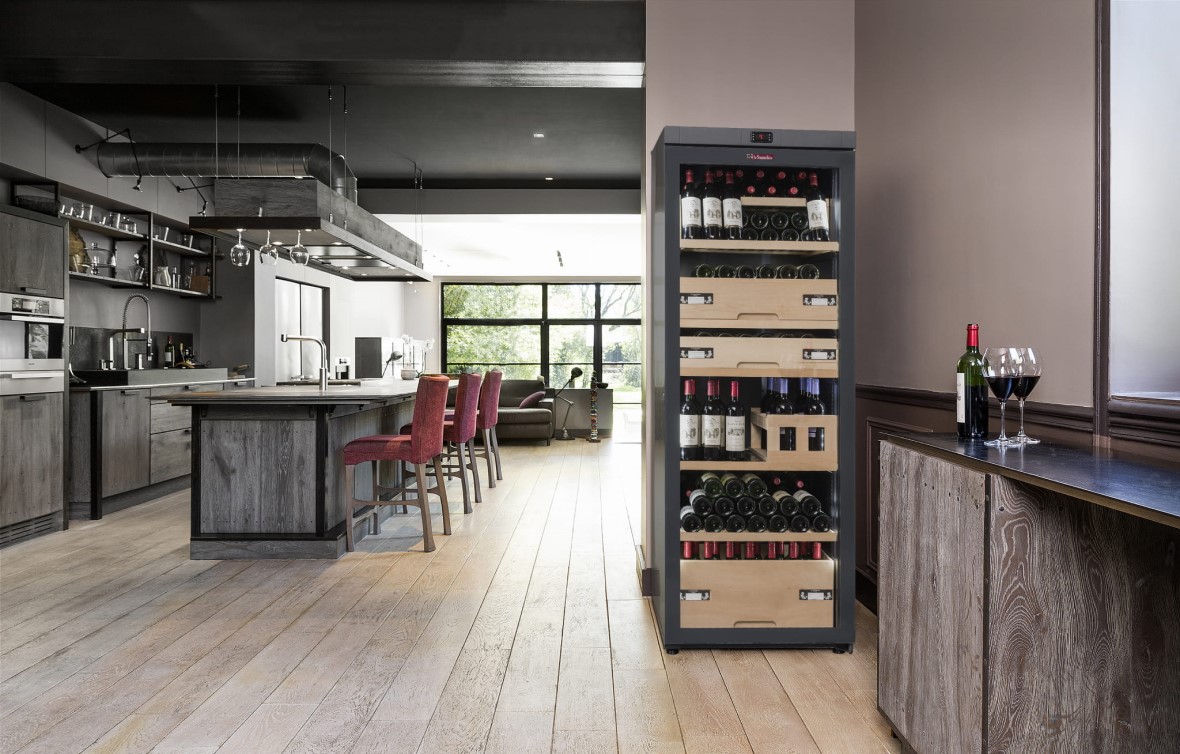 La Sommeliere chłodziarka do wina 329 butelek wolnostojąca VIP330VFA